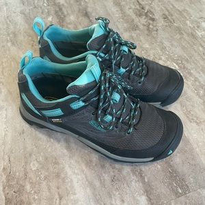 Women’s Keens Waterproof Hiking Shoe